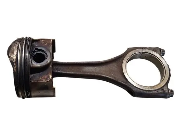 Volkswagen Touareg II Piston with connecting rod 06EAD CGFA