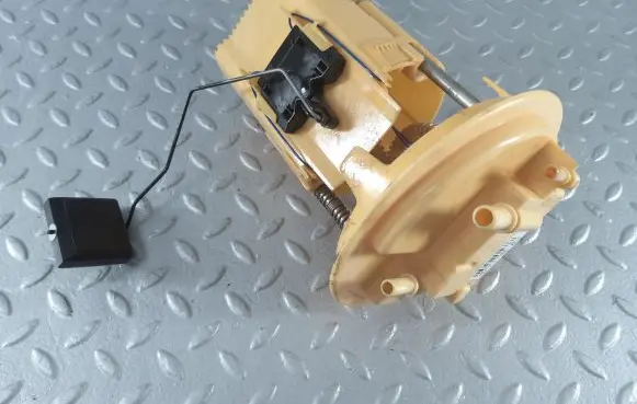 Citroen DS5 In-tank fuel pump 9684995280
