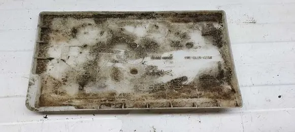 Nissan X-Trail T30 Battery tray P5735710100 2442826U10