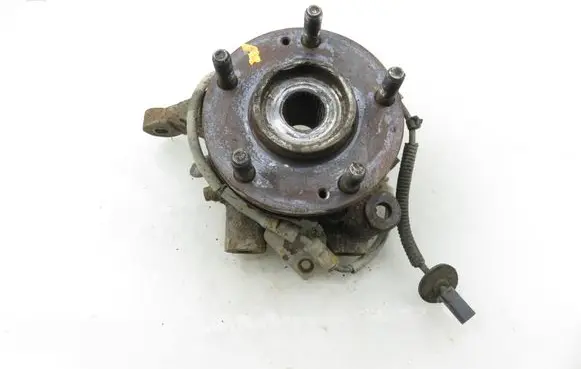 Hyundai Tucson JM Front wheel hub spindle knuckle 