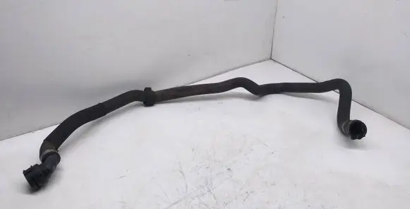 BMW 1 E82 E88 Engine coolant pipe/hose