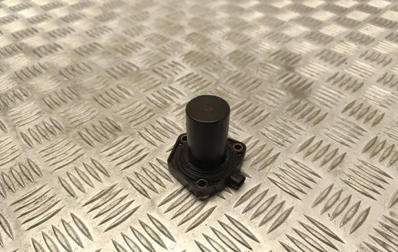 Mercedes-Benz E W212 Oil level sensor A6511530132