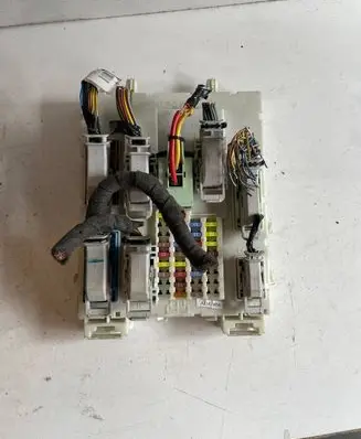 Ford C-MAX II Fuse box set 97RI010012
