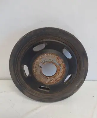 Peugeot 308 Crankshaft pulley E110124A