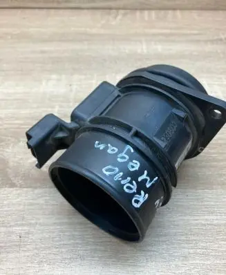 Renault Megane I Mass air flow meter 7700104426 5WK9620