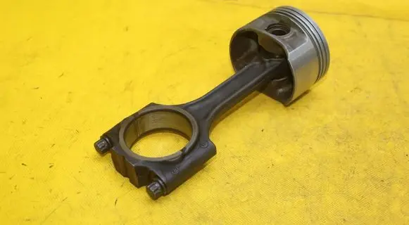 Volvo S60 Piston with connecting rod 83L38
