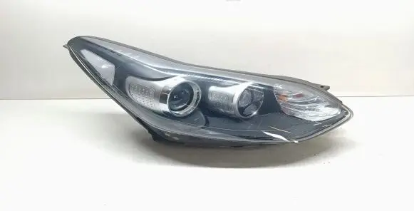KIA Sportage Headlight/headlamp 92102F1040 R009R040E93 1600201DCR