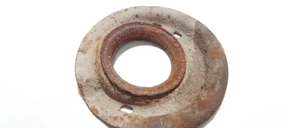 Coil spring mount