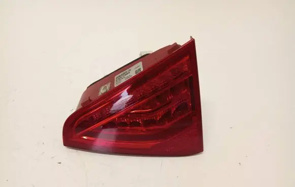 Audi A5 8T 8F Tailgate rear/tail lights 8t0945094c 8T0945094C 21200206