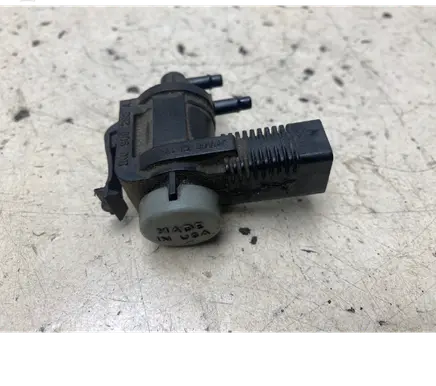 Volkswagen Golf VI Turbo solenoid valve 1K0906283A