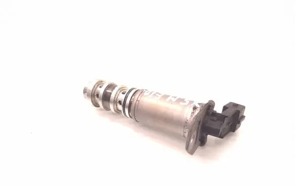 BMW X5M E70 Camshaft vanos timing valve 13150943 7561265 9936