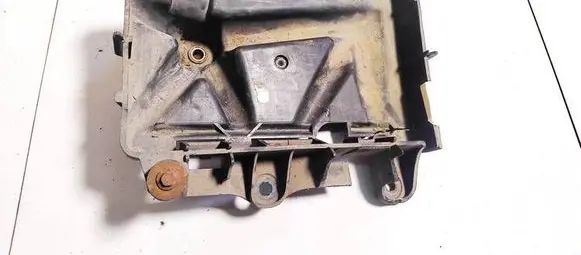 Battery box tray