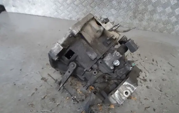 Fiat Panda II Manual 5 speed gearbox 73503332