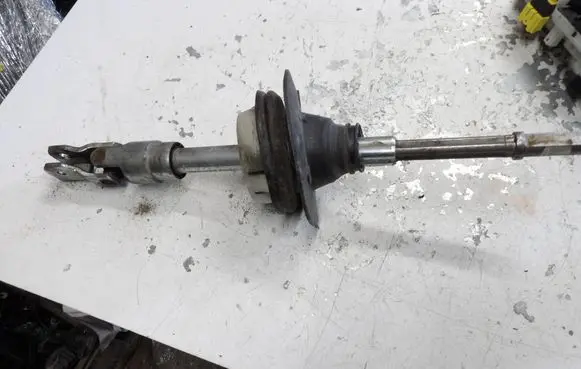 Renault Master III Steering column universal joint 