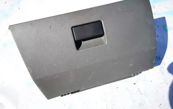 Ford Fiesta Glove box 2s6t14k016ab 2s6t-14k016-ab