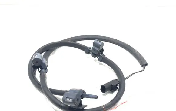 BMW X6 F16 Windshield washer spray nozzle 