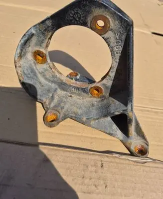 Volkswagen Touran I Driveshaft support bearing bracket 1K0407104E