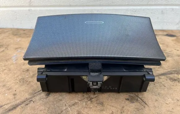 Mercedes-Benz C W203 Car ashtray A2036800852
