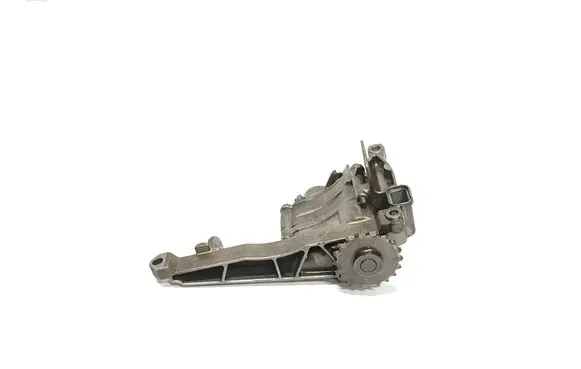 Jeep Grand Cherokee (WK) Oil pump 6421810801