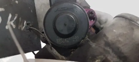 Toyota Corolla E120 E130 Throttle valve 8967221020