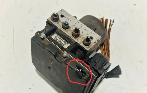 Porsche Panamera (970) ABS Pump 97035575524