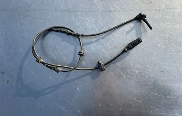 Fiat Ducato ABS brake wheel speed sensor 0265007685