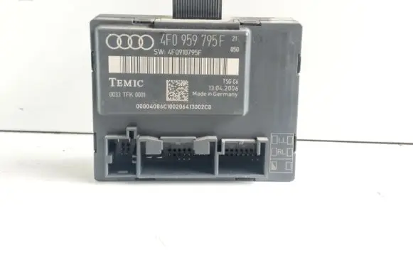 Audi A6 S6 C6 4F Door control unit/module 4F0959795F