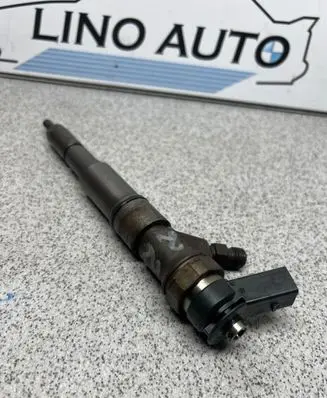 BMW 7 E65 E66 Fuel injector 7789661 0445110131