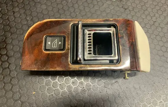 Jaguar XJ X300 Electric window control switch BEC8701