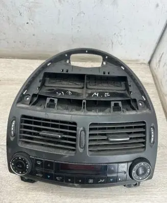 Mercedes-Benz E W211 Climate control unit 2118300685 2118300054