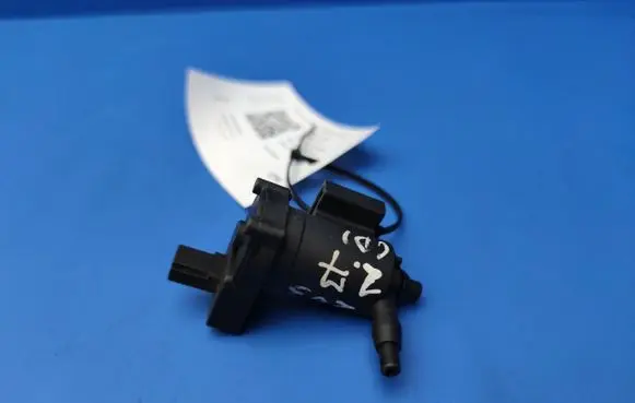Mercedes-Benz C W203 Valve vacuum A2038000178