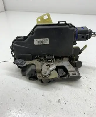 Seat Ibiza III (6L) Front door lock 3B1837016BQ