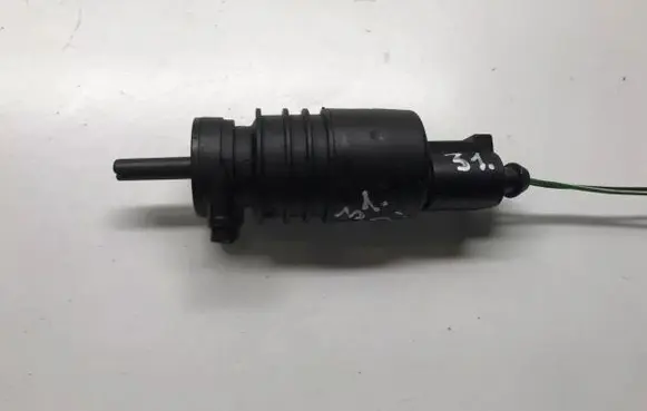 Audi A6 Allroad C5 Windscreen/windshield washer pump 1J0973722