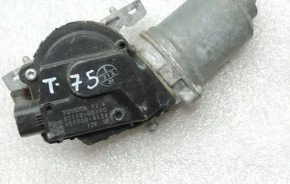 Toyota Yaris Wiper motor