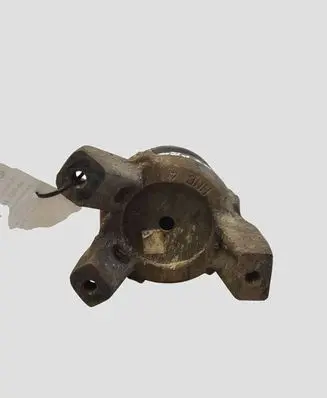 KIA Sorento Engine mount bracket 219322B000