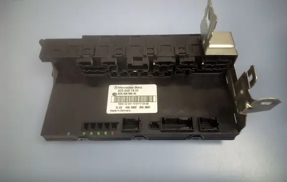 Mercedes-Benz C W203 Comfort/convenience module 2035451801 5DK00848640