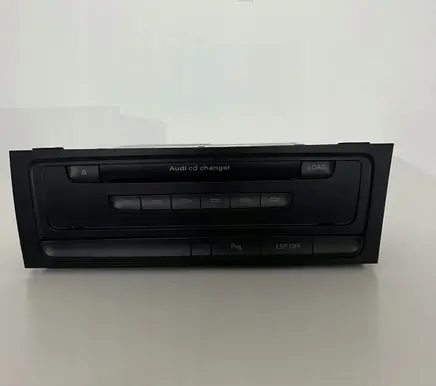 Audi A4 S4 B8 8K CD/DVD changer 8T2035110C