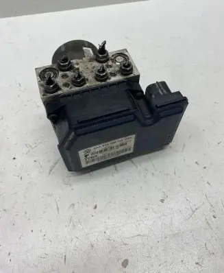 Volkswagen PASSAT B7 ABS Pump 3AA614109AQ 17618981B 54085622Z