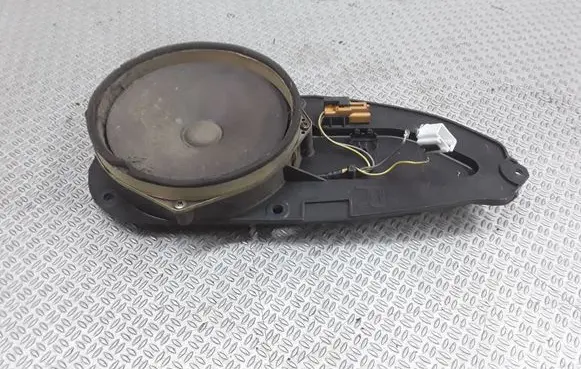 Toyota Hilux (N80, N90, N100, N110) Front door speaker 8616035090