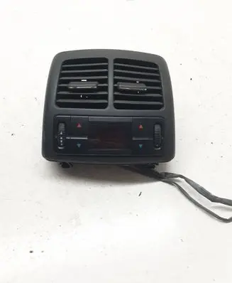 Mercedes-Benz E W211 Rear air vent grill 2118300554