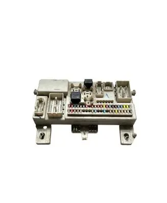 Volvo V50 Fuse module 8690719