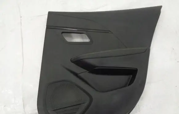Peugeot 208 II Rear door card panel trim 