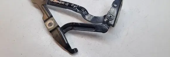 Skoda Superb B5 (3U) Tailgate/trunk/boot hinge 3B5827302B