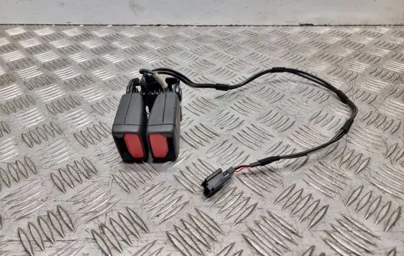 Ford Focus Rear seatbelt buckle A613K21 03600