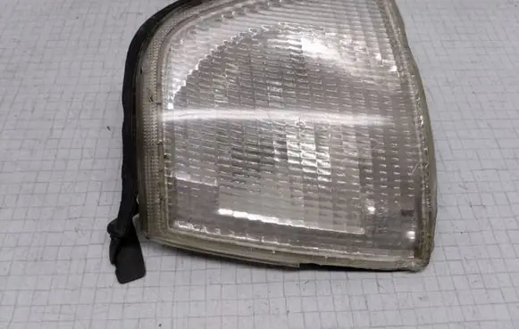 Audi 80 90 B3 Front indicator light 014411505LC 084411505LB