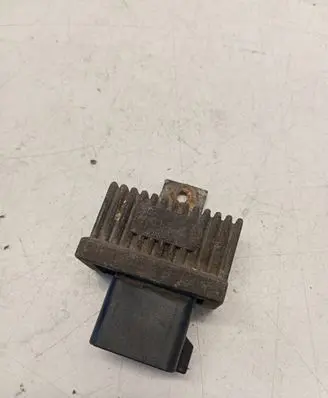 Renault Master II Glow plug pre-heat relay 7700115078