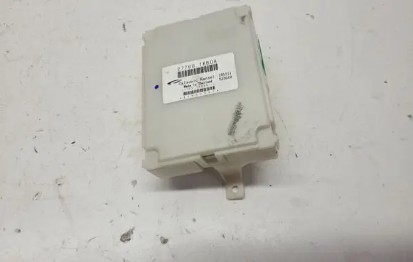 Nissan Juke I F15 Air conditioning/heating control unit 277601KB0A