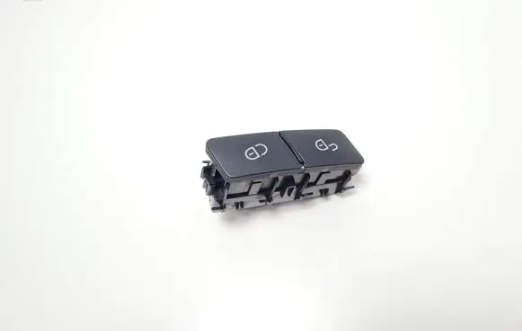 Mercedes-Benz E W212 Central locking switch button A2048706410