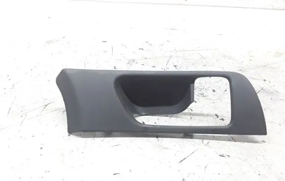 Toyota Avensis T250 Other front door trim element 6761505020