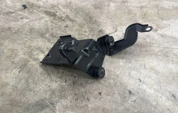 Volkswagen Tiguan ABS pump bracket 5Q1614235E